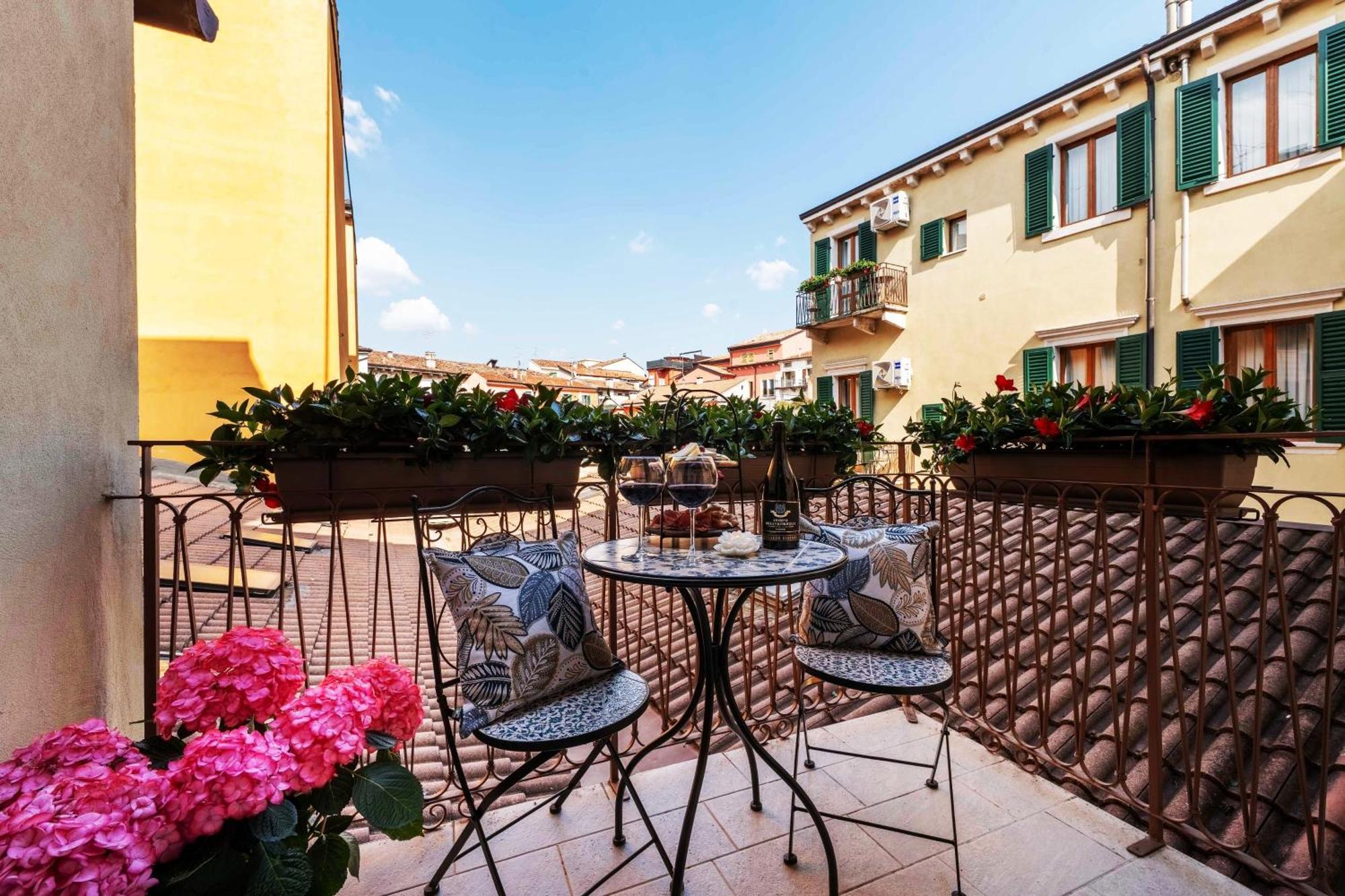 Palazzo Ristori Apartment Verona Exterior photo